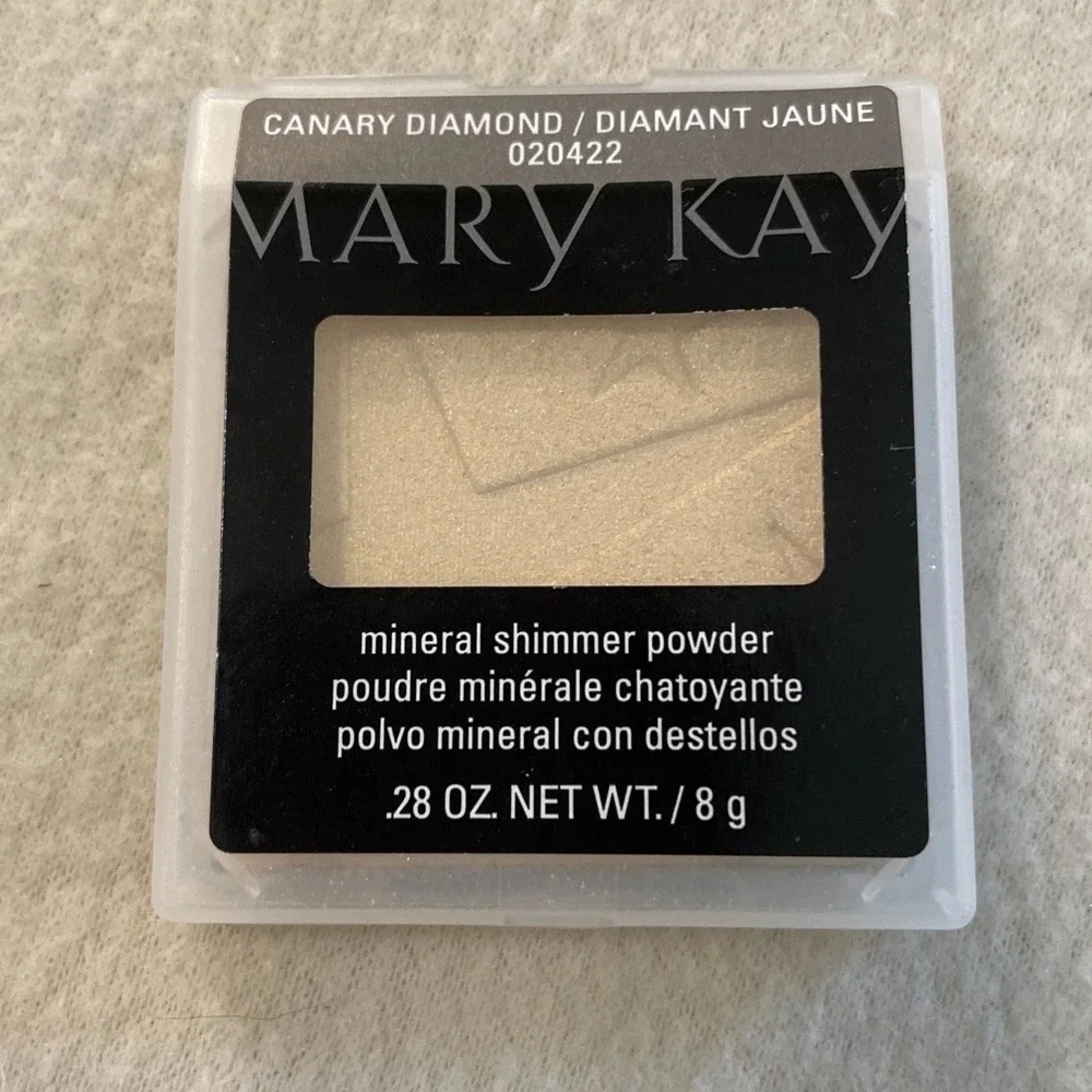 Mary Kay Canary Diamond 020422 Mineral Shimmer Powder .28 oz New